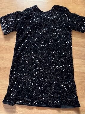 august sky mini sequin dress black with bow